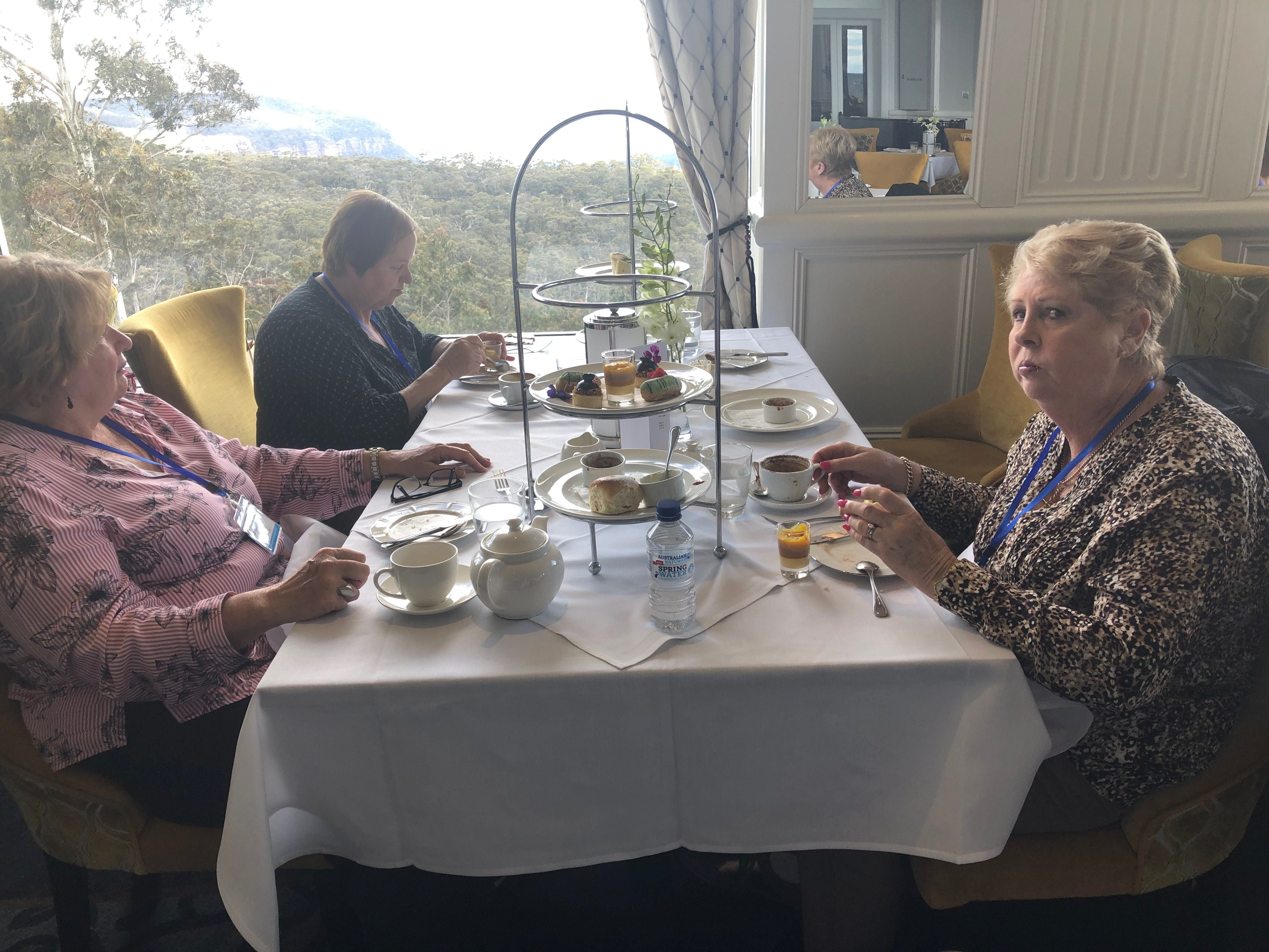 Hydro Majestic Public Day Tour Image -5da9267eb4373